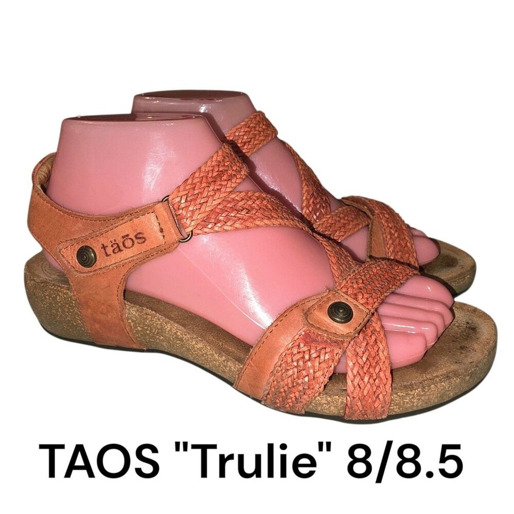 Taos 8/8.5 Trulie Orange Weave Criss Cross Strap Boho Distressed Logo Sandals